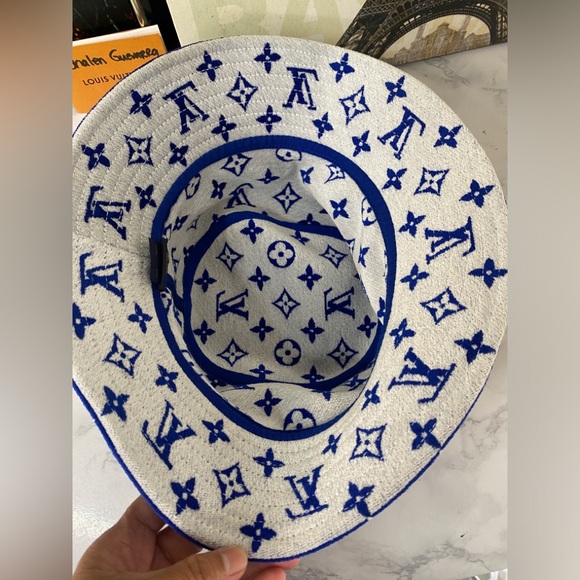 Louis vuitton Bucket Hat Blue - Picture 12 of 14